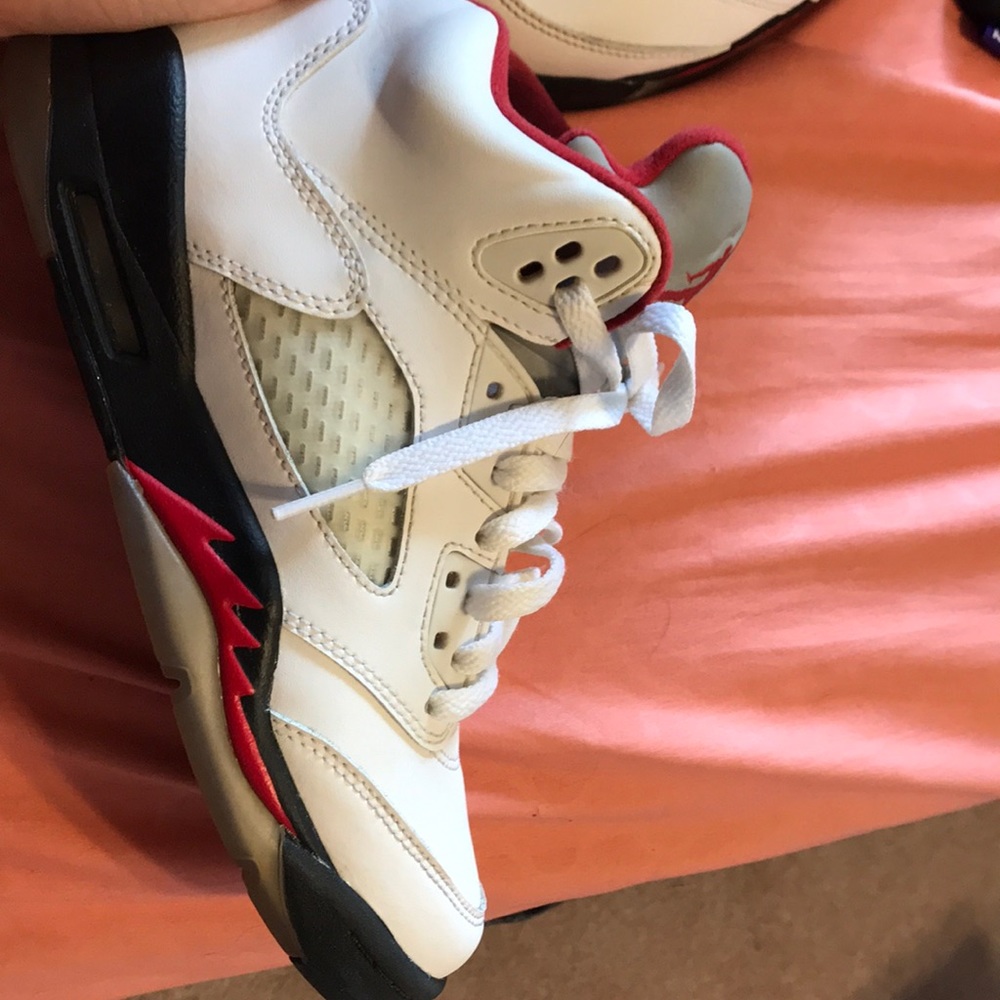 jordan fire reds
